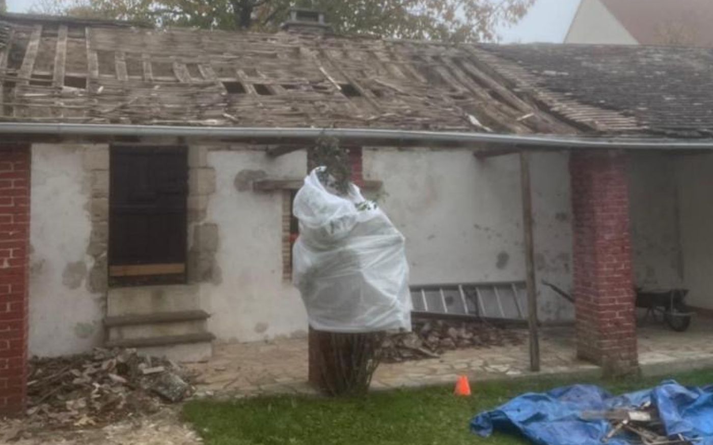 Couverture avant travaux à Cergy